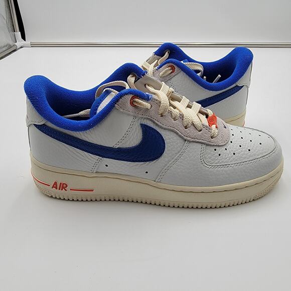 Nike Wmns Air Force 1 '07 LX 'Command Force' Sz 7.5 DR0148-100 (94) - Picture 2 of 8